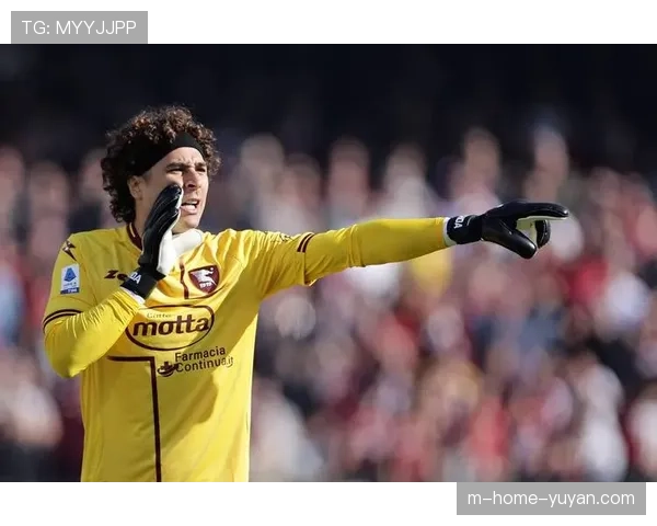 墨西哥奥乔亚回归坐镇门线,40岁老将经验成后防定海神针 墨西哥奥乔亚回归坐镇门线,40岁老将经验成后防定海神针